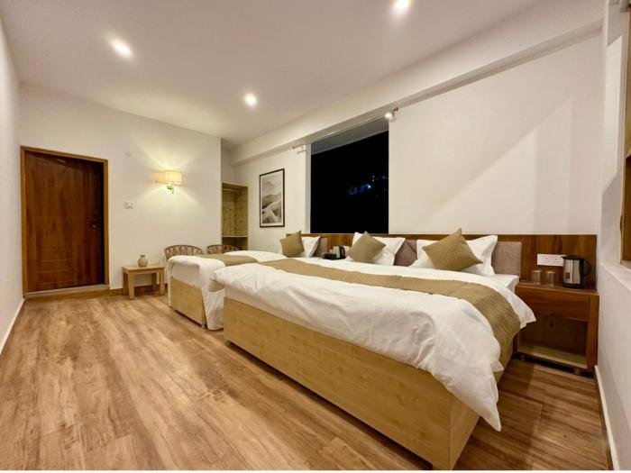 kedarkhand hotel
