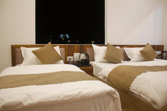 kedarkhand hotel