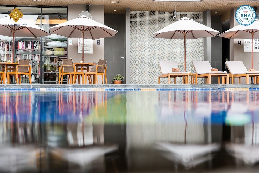 the siamese hotel pattaya by pcl