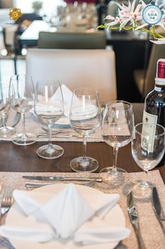 the siamese hotel pattaya by pcl