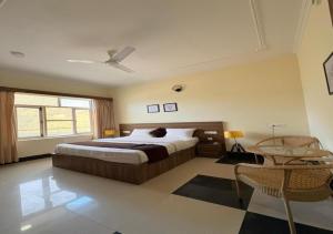 shr resort