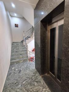 hotel tara grand