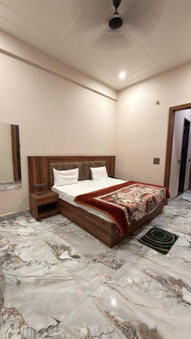 hotel tara grand