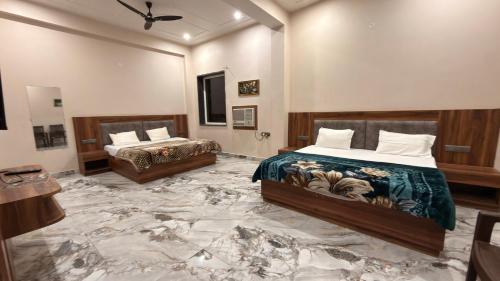hotel tara grand