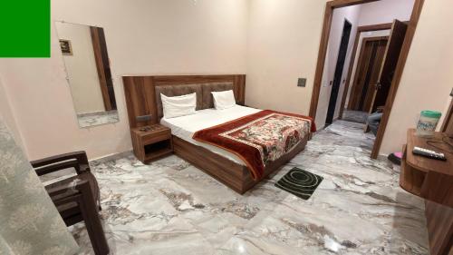 hotel tara grand