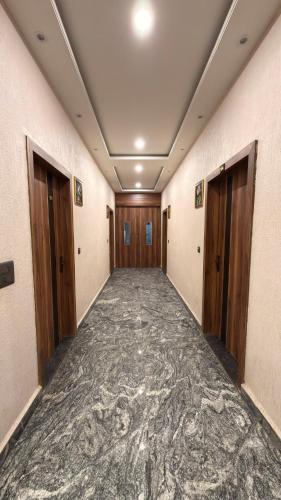 hotel tara grand