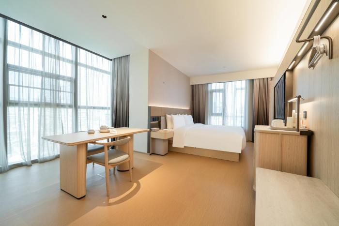 ji guangzhou shangxiajiu pedestrian street chenjiaci hotel