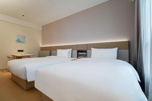 ji guangzhou shangxiajiu pedestrian street chenjiaci hotel