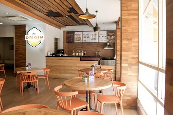 cleo business hotel walikota mustajab city center