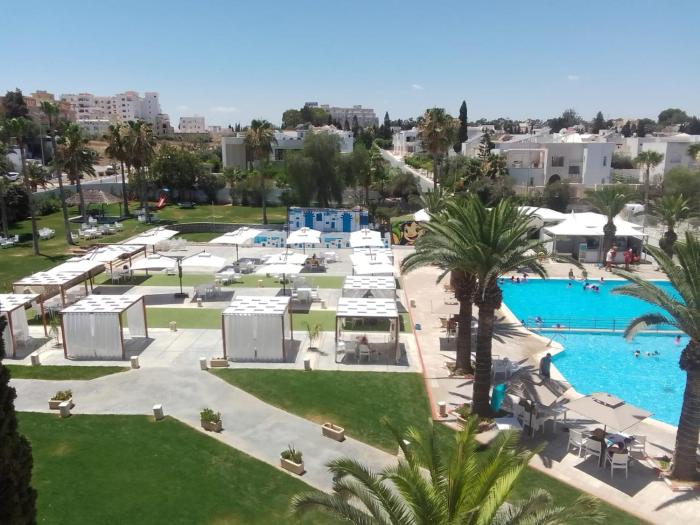 golf residence families and couples only