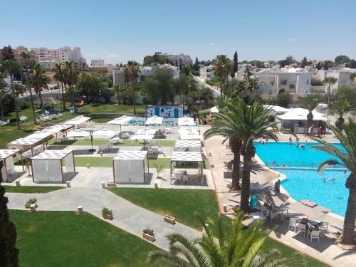 golf residence families and couples only