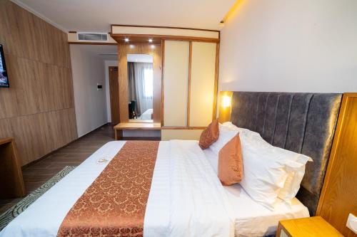 hotel barkat