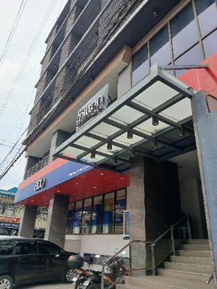 milton hotel makati
