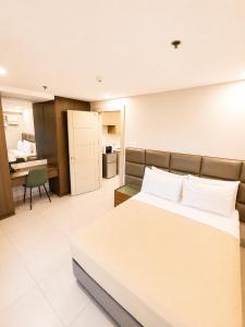 milton hotel makati