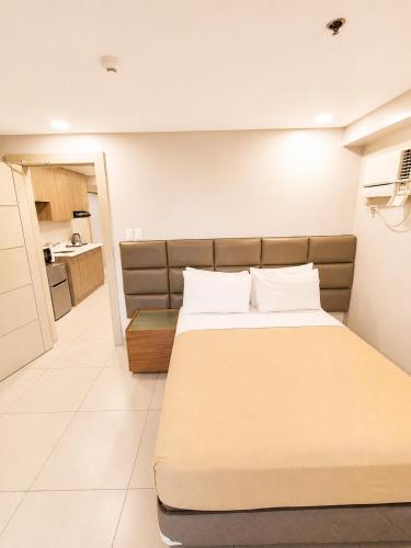 milton hotel makati