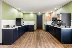 spark by hilton freeport