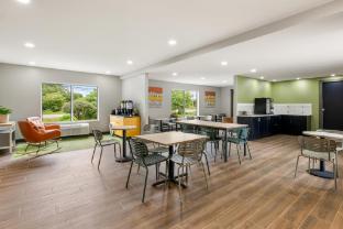 spark by hilton freeport