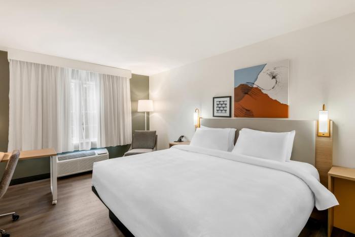 spark by hilton freeport