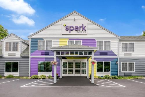 spark by hilton freeport