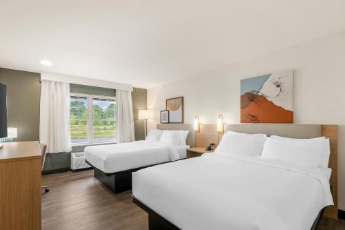 spark by hilton freeport