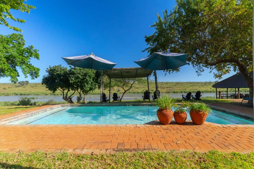 crocodile bridge safari lodge