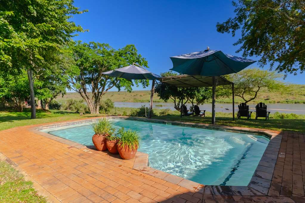 crocodile bridge safari lodge