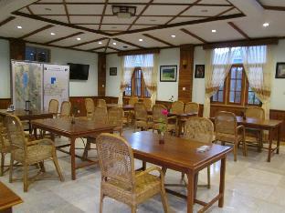 cassiopeia hotel