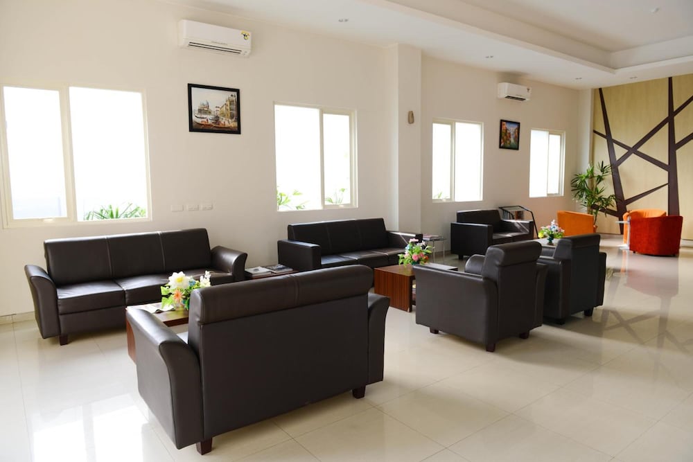 midtown xpress sampit kalimantan tengah