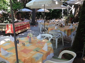 Auberge Des Gorges Du Loup,Chateauneuf-Grasse>>Alpes-Maritimes,3 star