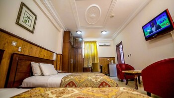 charleston hotel