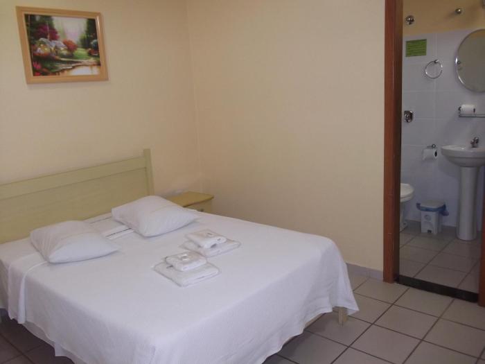 lord hotel camburi