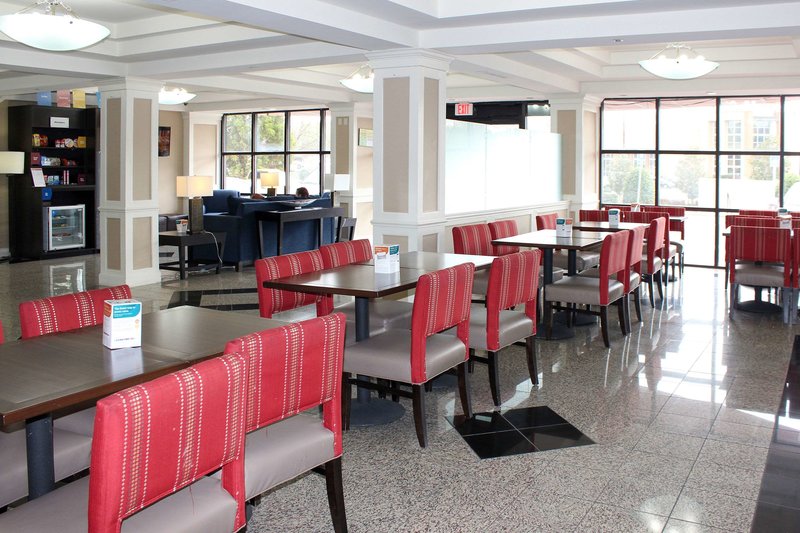 holiday inn express and suites atlanta tucker northlake