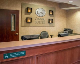 Comfort Suites Portland Southwest,Multnomah County>>Multnomah,3 star