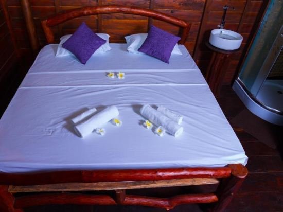 coco palm villa and cabanas