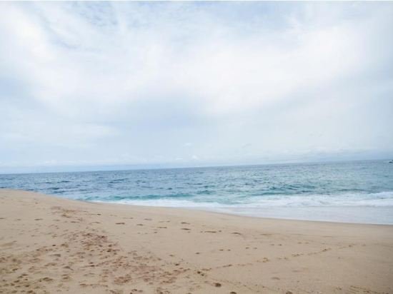 coco palm villa and cabanas