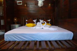 coco palm villa and cabanas