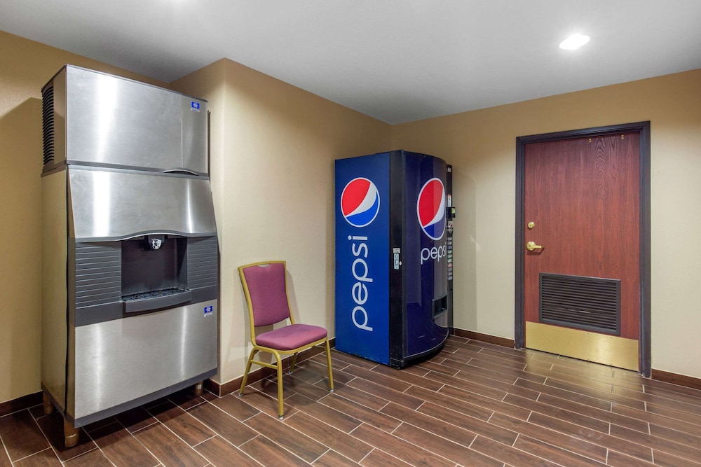 comfort suites seaford