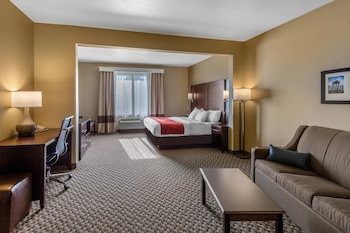comfort suites seaford
