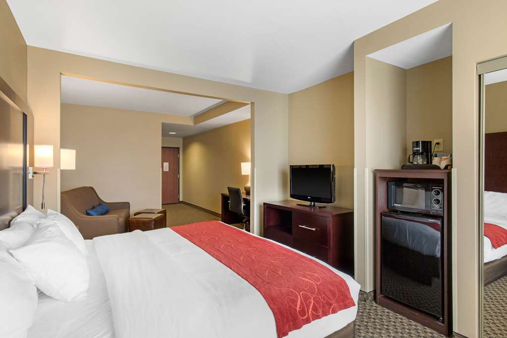 comfort suites seaford