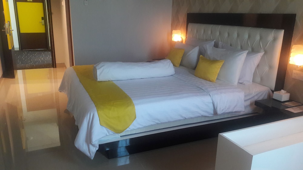 kaliban hotel