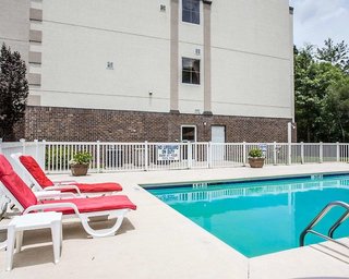 Comfort Inn Summerville - Charleston,Near Summerville Dorchester Museum,3 star