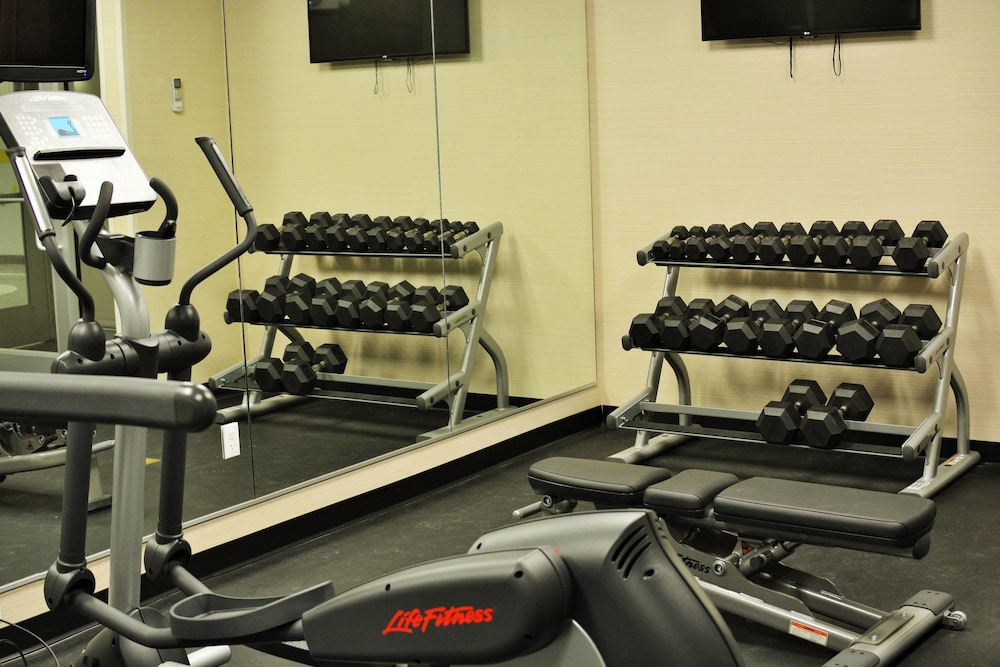 fairfield inn and suites omaha northwest