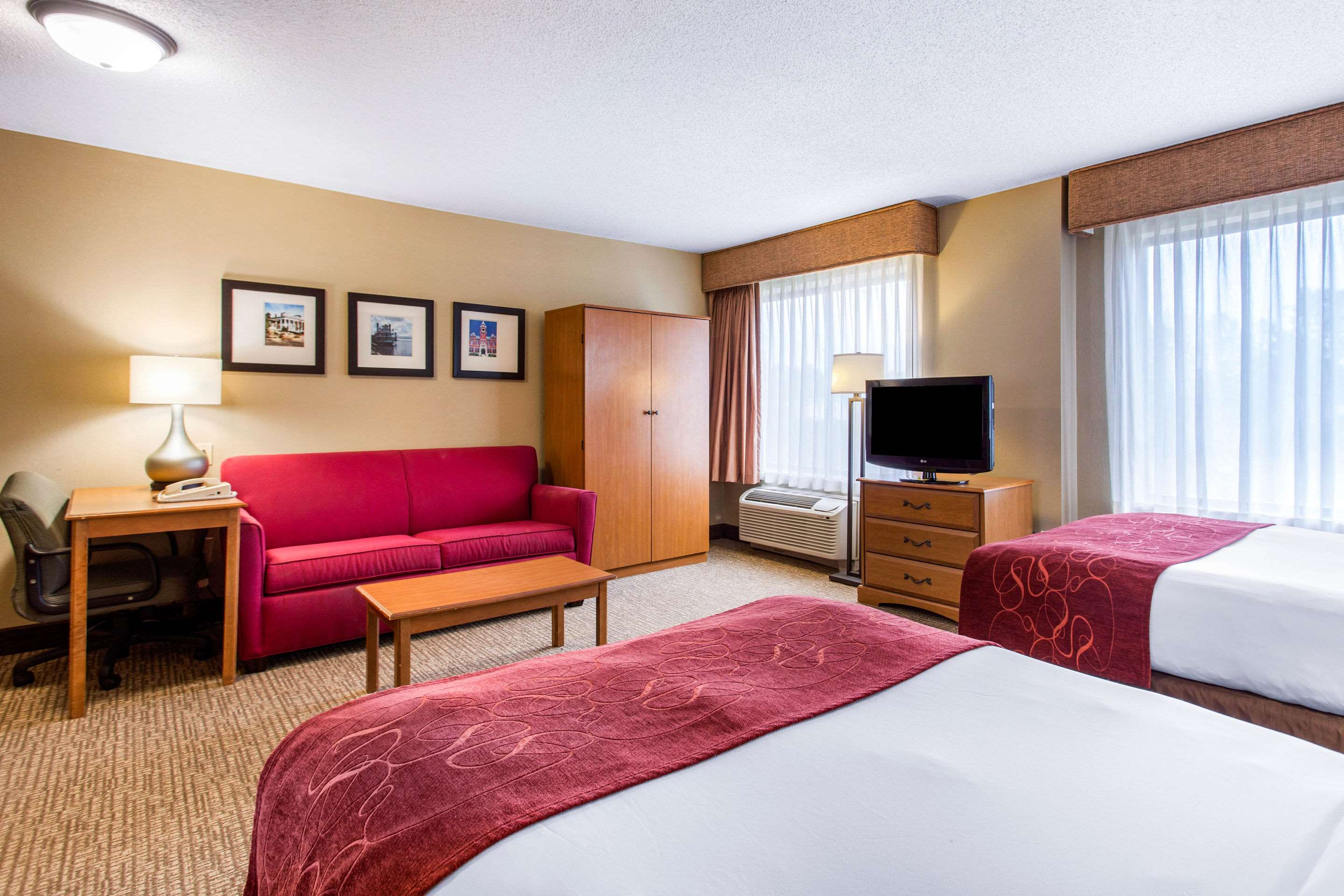 comfort suites wilmington near downtown