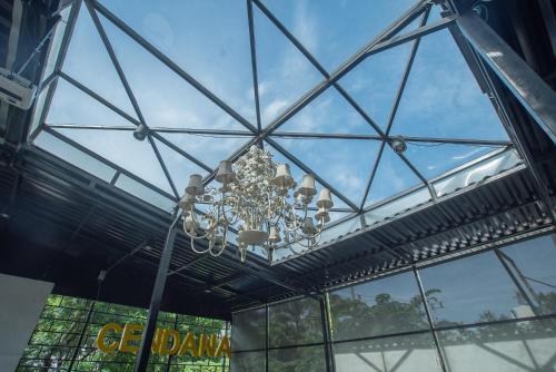 royal regantris cendana