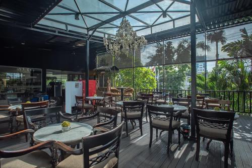 royal regantris cendana
