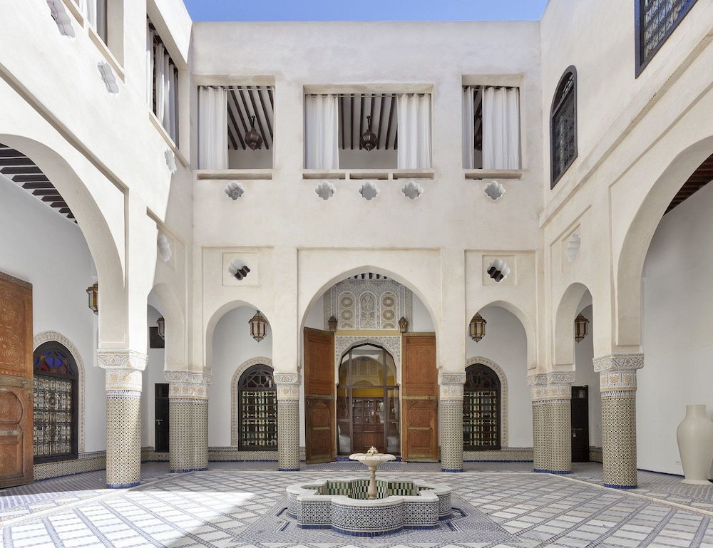 fes