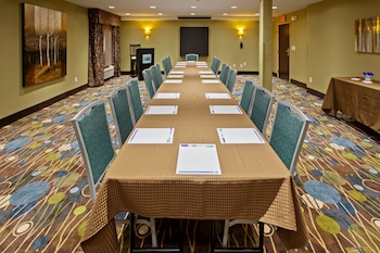 holiday inn express bowling green by ihg