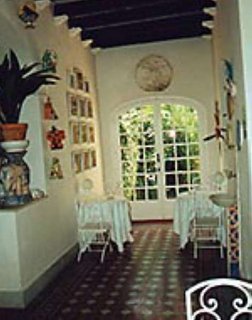 hotel medium romantic