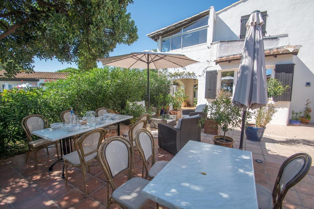 hotel mas de la grenouillere