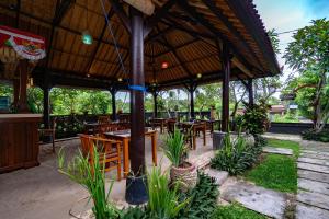 sedok jineng villa